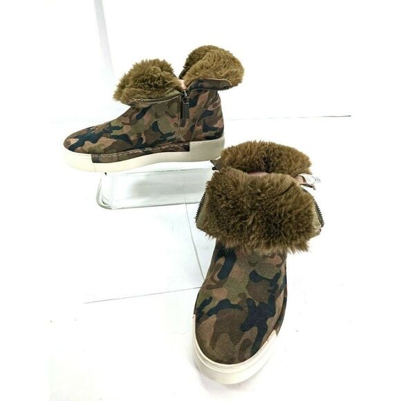 J/SLIDES Womens Size 8 Camo Boot Sneaker Faux Fur Real Suede  Victory Zip Sides - Picture 2 of 12
